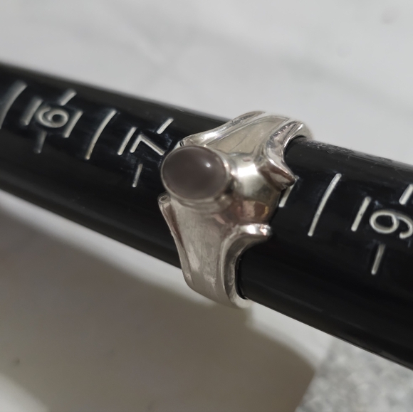 Vintage 925 Cats Eye Moonstone Solitaire Ring with Moonstone Size 8 - Picture 4 of 14